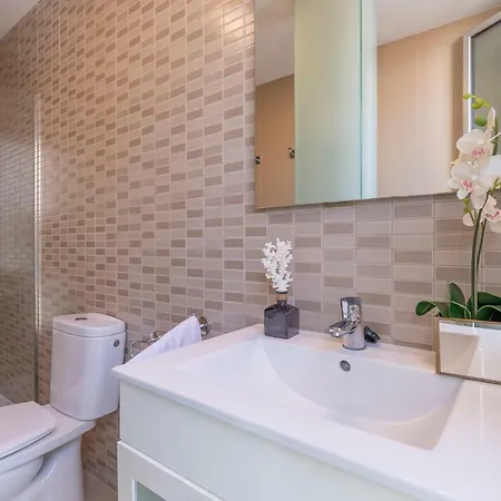 Living4malaga Edificio Fajardo 6 *